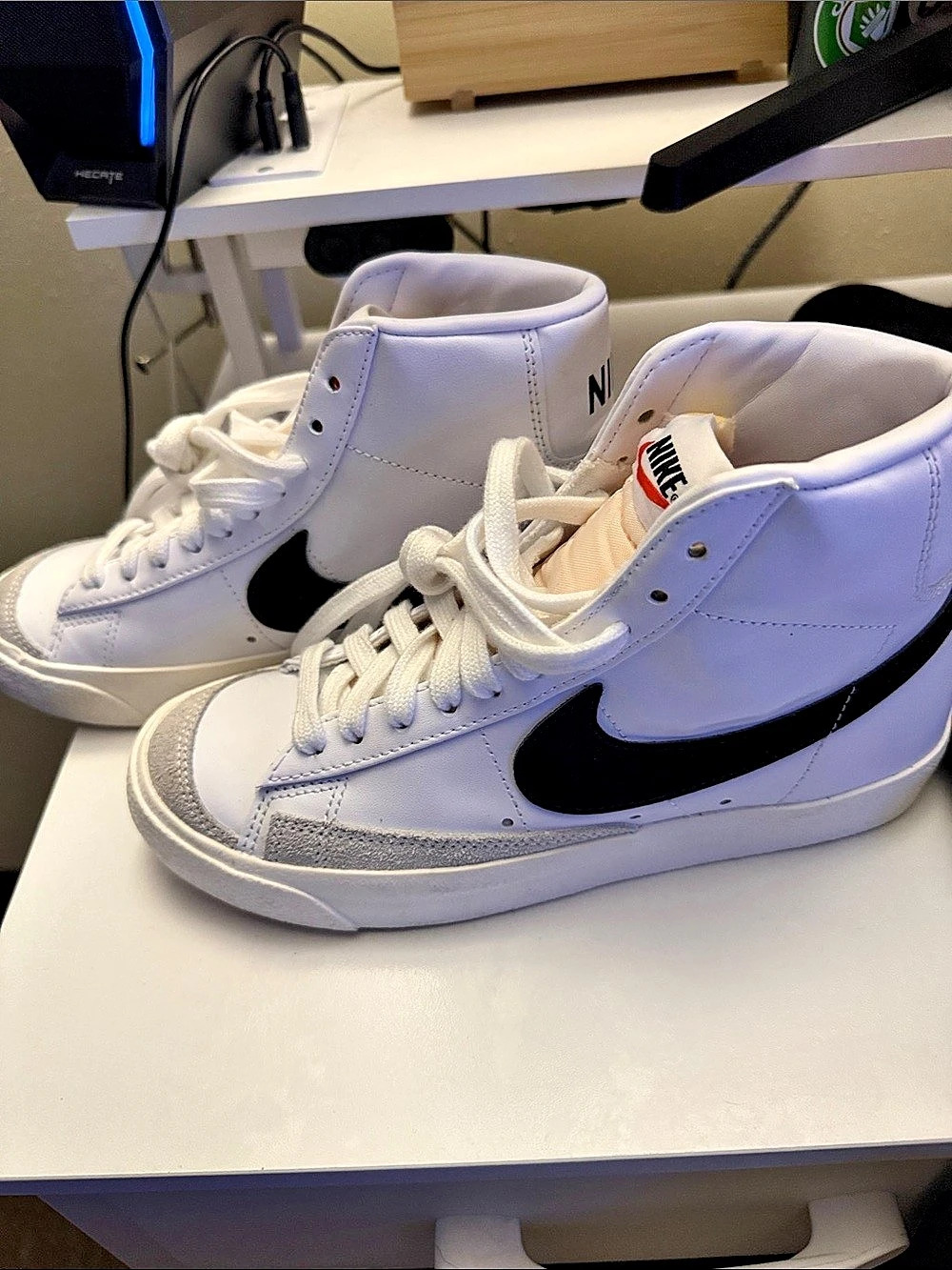 Nike Blazer Mid '77 Vintage White Black '77 Vintage Sneakers in White & Black